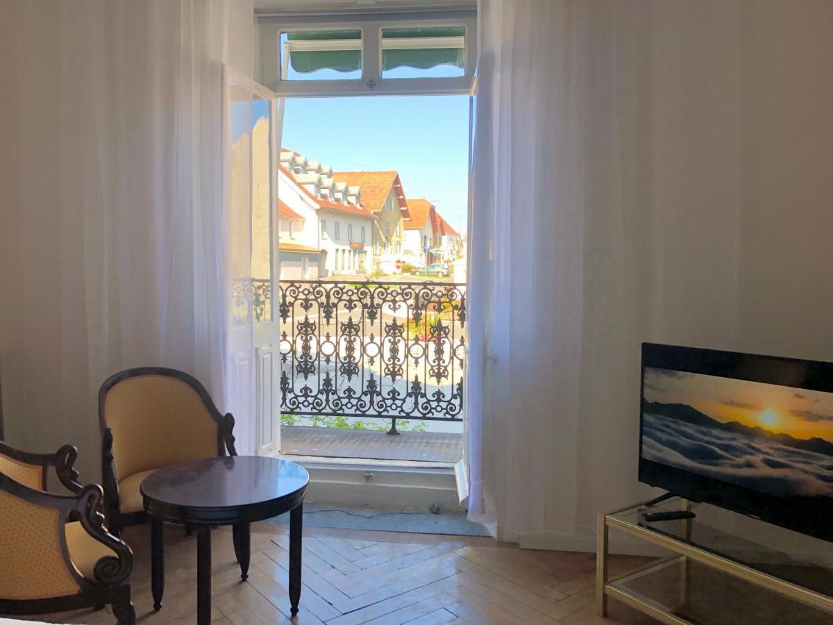 Hotel D'Artiste Pierrefontaine-les-Varans Kültér fotó
